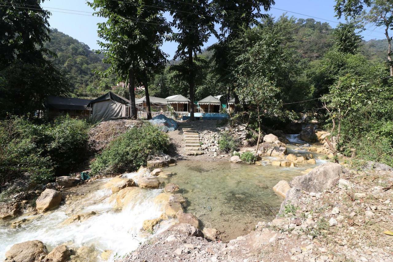 Oyo 23439 Tapovan Heights Camp & Resort Narendra Nagar Dış mekan fotoğraf